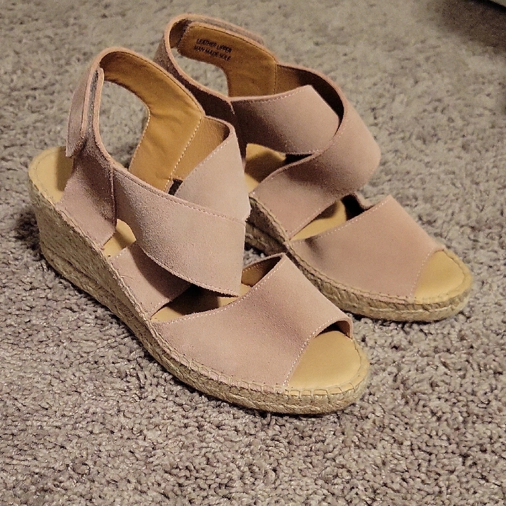 Women's Blush Pink Wedge Sandals Size 39